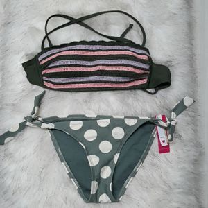 NWT 2 piece bathing suit size XS